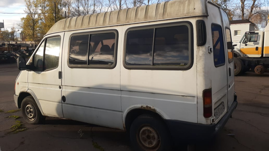 Фургон Ford Transit  3